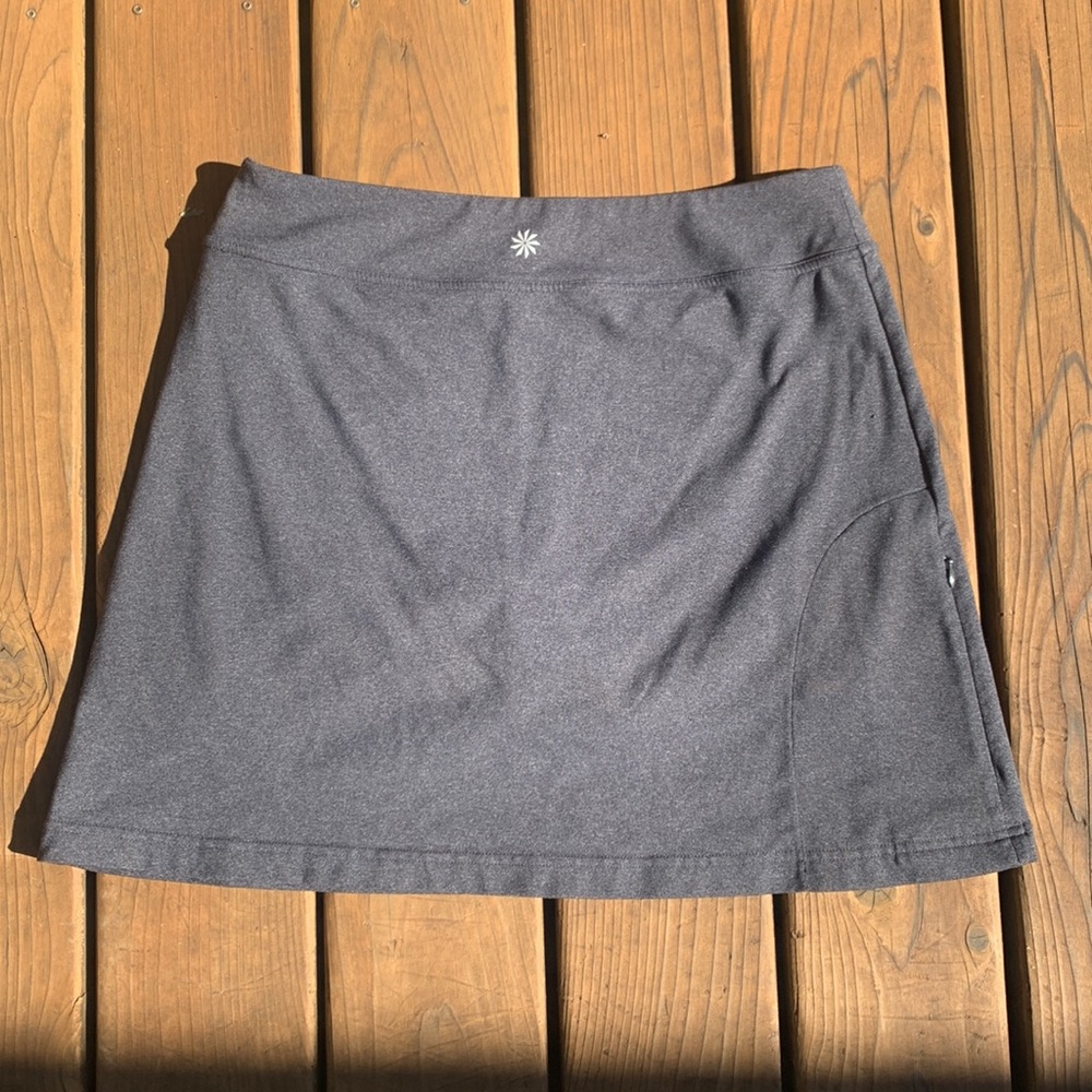 Unique, Heather Charcoal Gray Grey Women’s Athleta Skort.